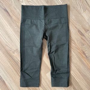 Lululemon Athletica Spandex Capris
